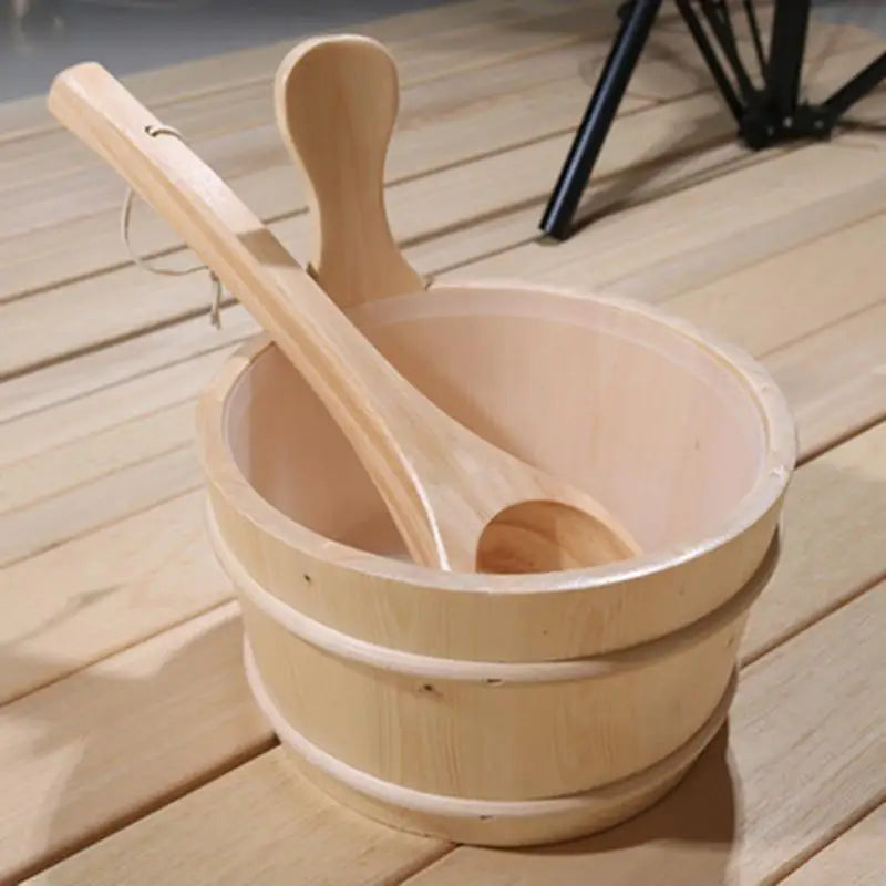 Factory sale Sauna Pine Wood Bucket Ladle Hourglass Liner Lamp Thermo-hygrometer Set Home Sauna Equipment Pine Wood Barrel Kit